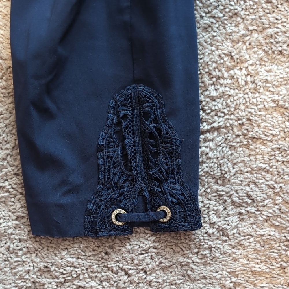 JM Collection Deep Blue Capris - Picture 3 of 4